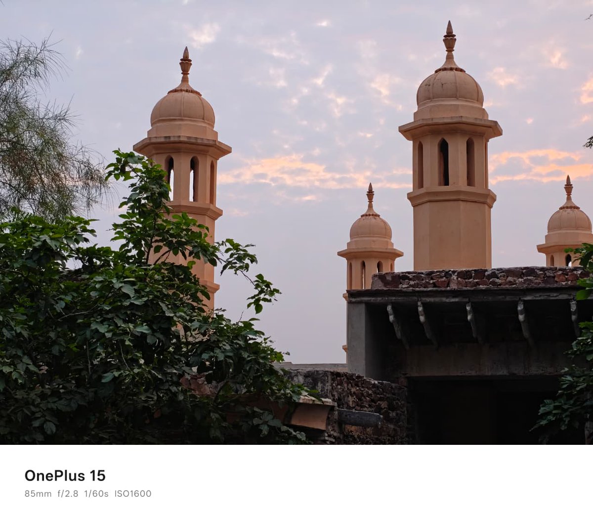 mysmartprice's tweet image. Shot on the OnePlus 15.
The new DetailMax imaging engine does the rest. Does it live up to the hype?
#OnePlus15 #ShotOnOnePlus #OnePlusIndia #DetailMaxEngine #MobilePhotography