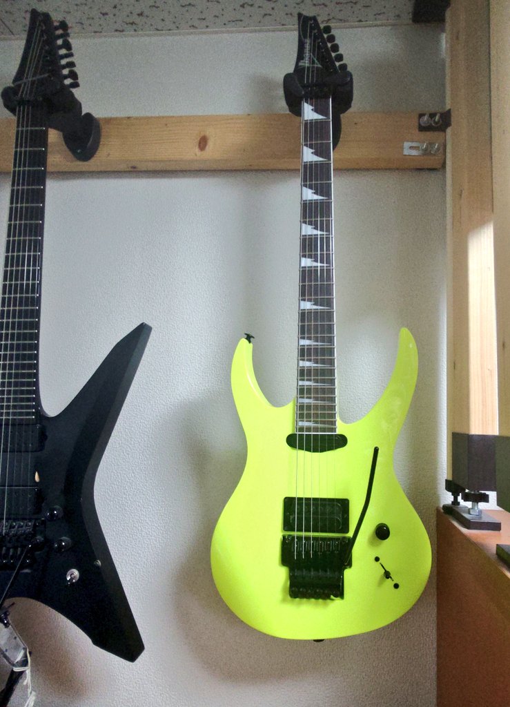 kennedy_v8's tweet photo. アンプからの出音はまんまTestament🔥‼️🤣👍️
超極悪歪みでしたw それでいて5セレクターなので知的でクリーンな音色や枯れたクランチな音色も可能！さすがだね✨買って良かった！
#540PⅢ
#ibanez
#testament
#AlexSkolnick https://t.co/FJDTbAPq0r