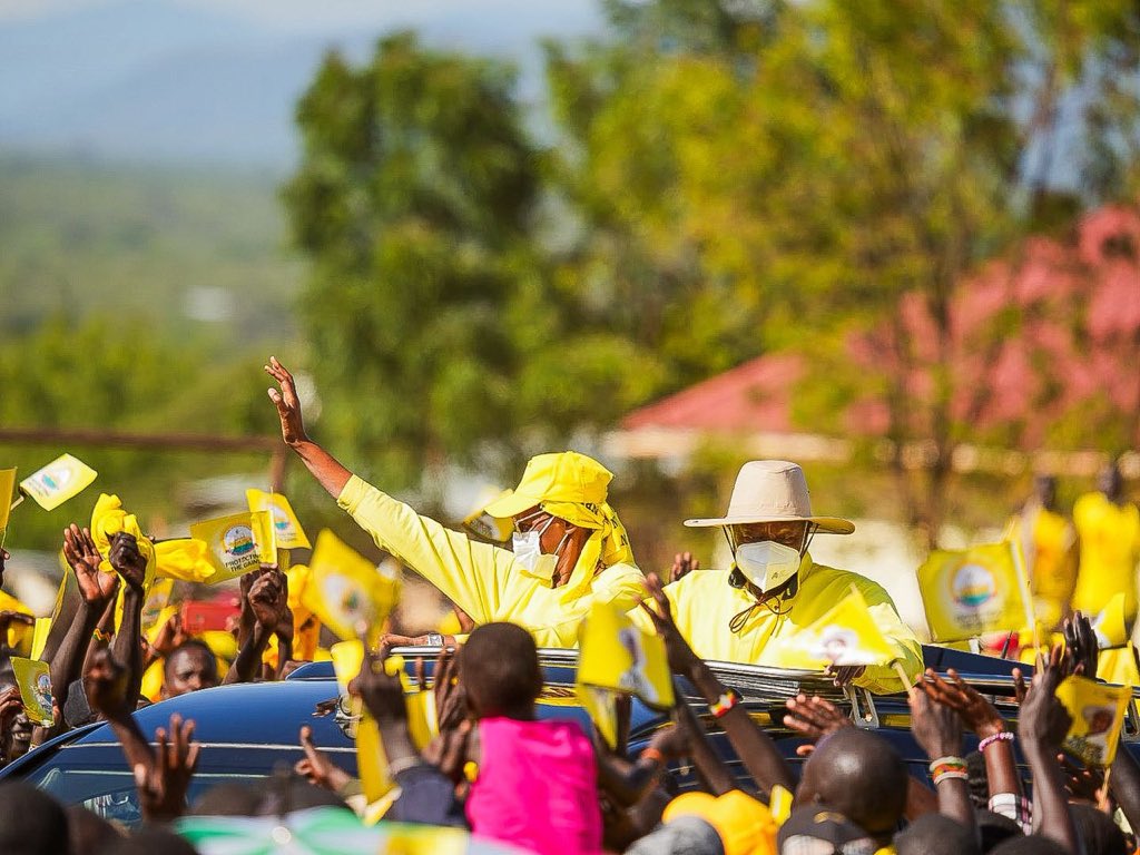 Joellah_Kagina's tweet image. With only 18% of villages accessing clean water, government projects are expanding safe water coverage. Major dams like Kosike (2.7B litres) and Kaechom (1.8B litres), alongside valley tanks and irrigation systems, are transforming livelihoods. Wetland restoration is also…