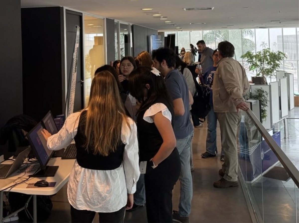 TilsorSA's tweet image. Profesores de la @Udelaruy - Facultad de Ingeniería,  también miembros del equipo de Ciberseguridad de Tilsor, participaron en la Feria de Mentorias en Ciberseguridad coordinada por la Organización de los Estados Americanos y @agesic 
Presentaron #Tectonic y el proyecto Wafmind