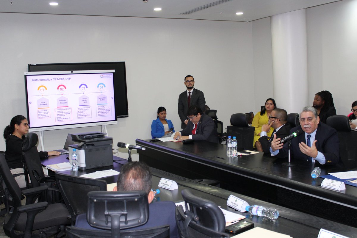 Este martes celebramos sesión de la Comisión de Asuntos Agropecuarios.