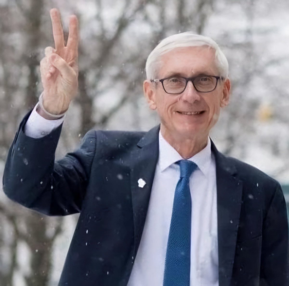 Today is October 28th,  2025,  and Tony Evers is STILL the worst Wisconsin governor in US history.

434 days until Evers is out.

#IAMCHARLIEKIRK