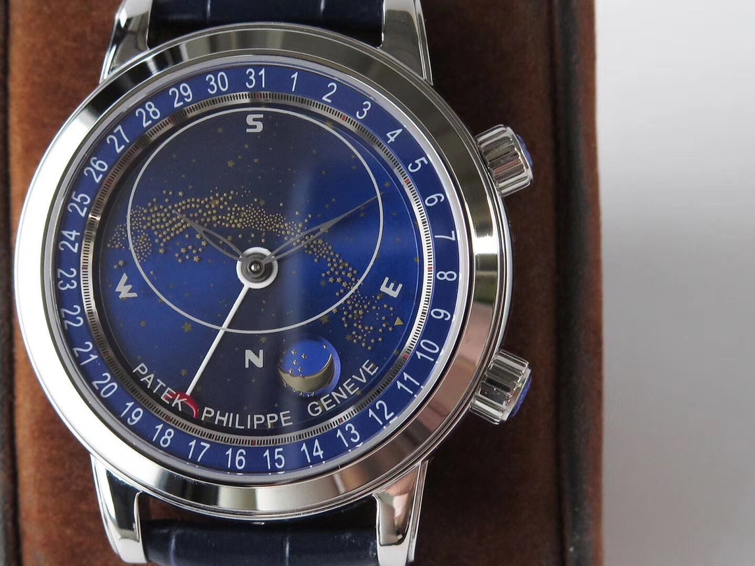 MarshallBe67708's tweet photo. Patek Aquanaut 5164a Grand Complications women's watches. Buy at low prices! https://t.co/xh4h7PQAPN https://t.co/4u7C1z3rAK