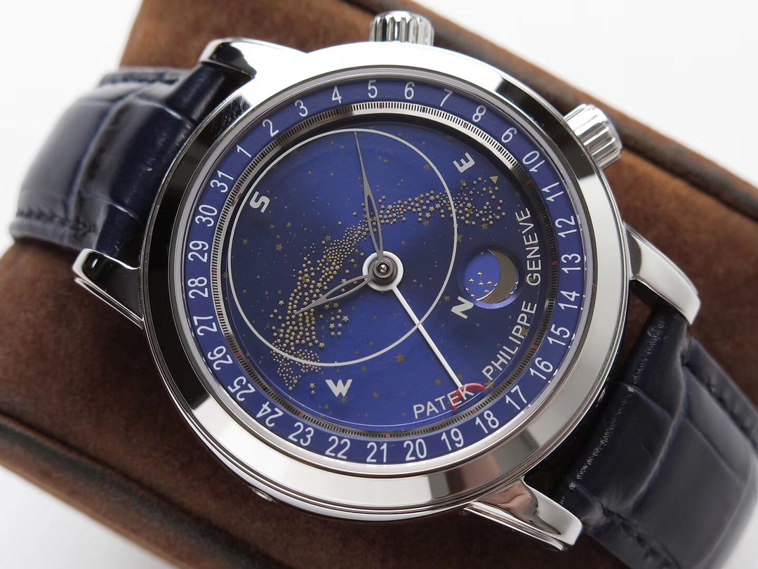 MarshallBe67708's tweet photo. Patek Aquanaut 5164a Grand Complications women's watches. Buy at low prices! https://t.co/xh4h7PQAPN https://t.co/4u7C1z3rAK