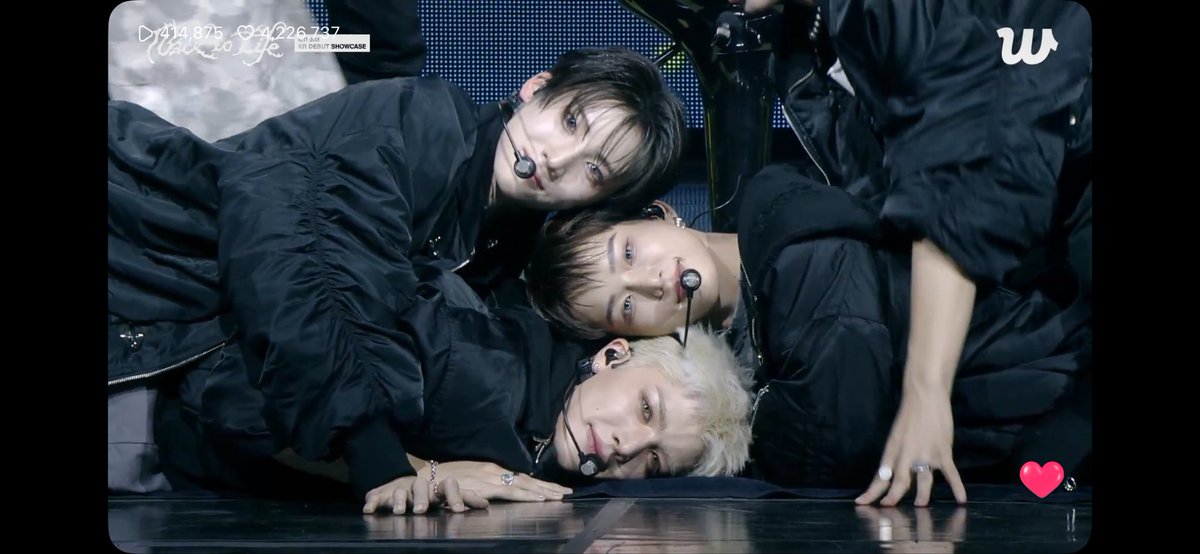 いつもの家族写真を作るところから見れるの嬉しすぎた〜〜〜🥰本当に可愛すぎる😭&amp;teamダブルミリオンおめでとう🥹🥹🥹