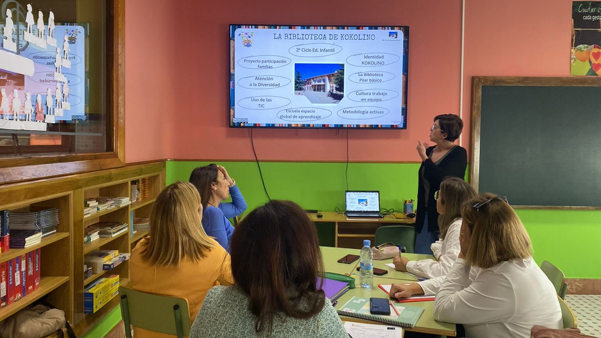 Hoy en el centro <a href="/MilagrosaNieves/">Milagrosa-Las Nieves 🧡</a> contamos con Sonia Nieto Blázquez para nuestro seminario de Actualización de la biblioteca Escolar <a href="/CFIE_Avila/">CFIE_Avila</a> 
 <a href="/educacyl/">Educación JCyL</a>  #FormaciónCyL