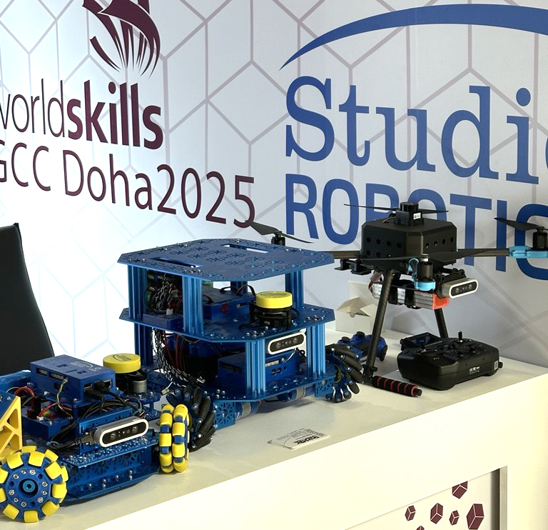 StudicaRobotics's tweet image. Studica Robotics President &amp;amp; CEO Frank Nanfara is in Qatar for WorldSkills GCC Doha 2025! We’re proud to be a sponsor for this incredible event where youth from six Gulf countries showcase their technical skills and innovation. #WorldSkills #StudicaRobotics