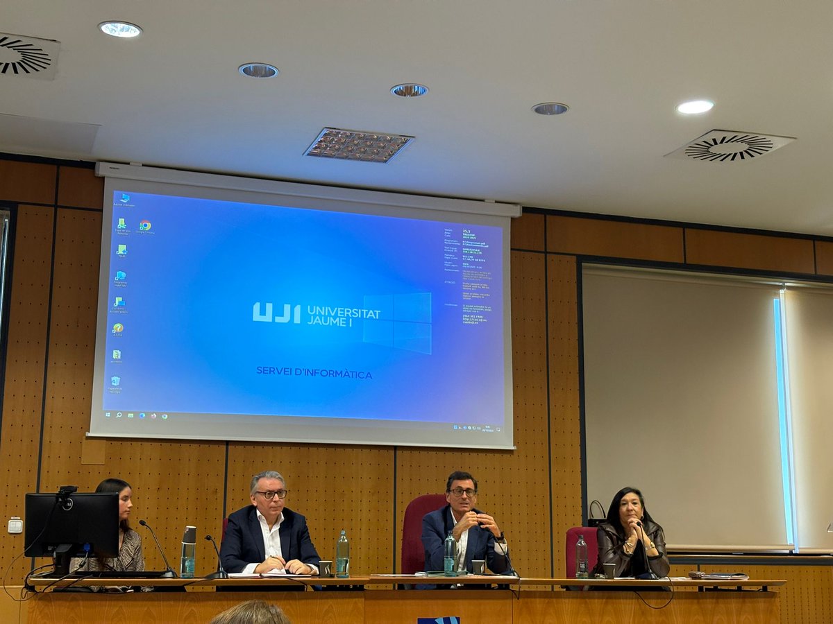 GraduatSocialcs's tweet image. De nuevo en la #UJI y encantados de participar en las VI Jornadas de Salidas Profesionales en RRLL y RRHH

👏 Una oportunidad excelente para acercar nuestra profesión a los jóvenes y reforzar la conexión entre universidad y ejercicio profesional

#GraduadosSociales #Castellón