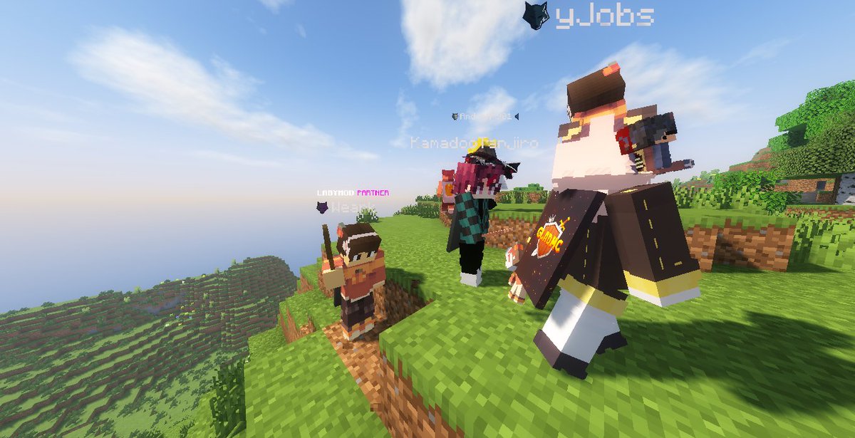 GladMC_'s tweet image. 👀 Algo terrível se aproxima...
As ruas estão cobertas de névoa e o medo domina até os mais corajosos.
Prepare-se para o evento que vai assombrar o GladMC — a Semana do Halloween está prestes a começar! 🎃
#Minecraft #gladmc #serverminecraft #Halloween