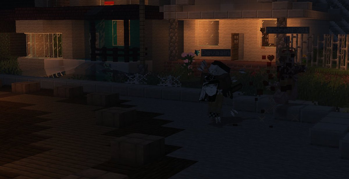 GladMC_'s tweet image. 👀 Algo terrível se aproxima...
As ruas estão cobertas de névoa e o medo domina até os mais corajosos.
Prepare-se para o evento que vai assombrar o GladMC — a Semana do Halloween está prestes a começar! 🎃
#Minecraft #gladmc #serverminecraft #Halloween