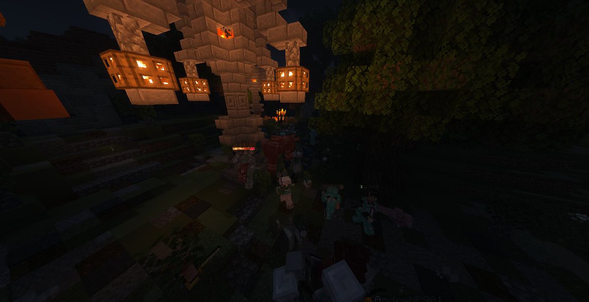 GladMC_'s tweet image. 👀 Algo terrível se aproxima...
As ruas estão cobertas de névoa e o medo domina até os mais corajosos.
Prepare-se para o evento que vai assombrar o GladMC — a Semana do Halloween está prestes a começar! 🎃
#Minecraft #gladmc #serverminecraft #Halloween