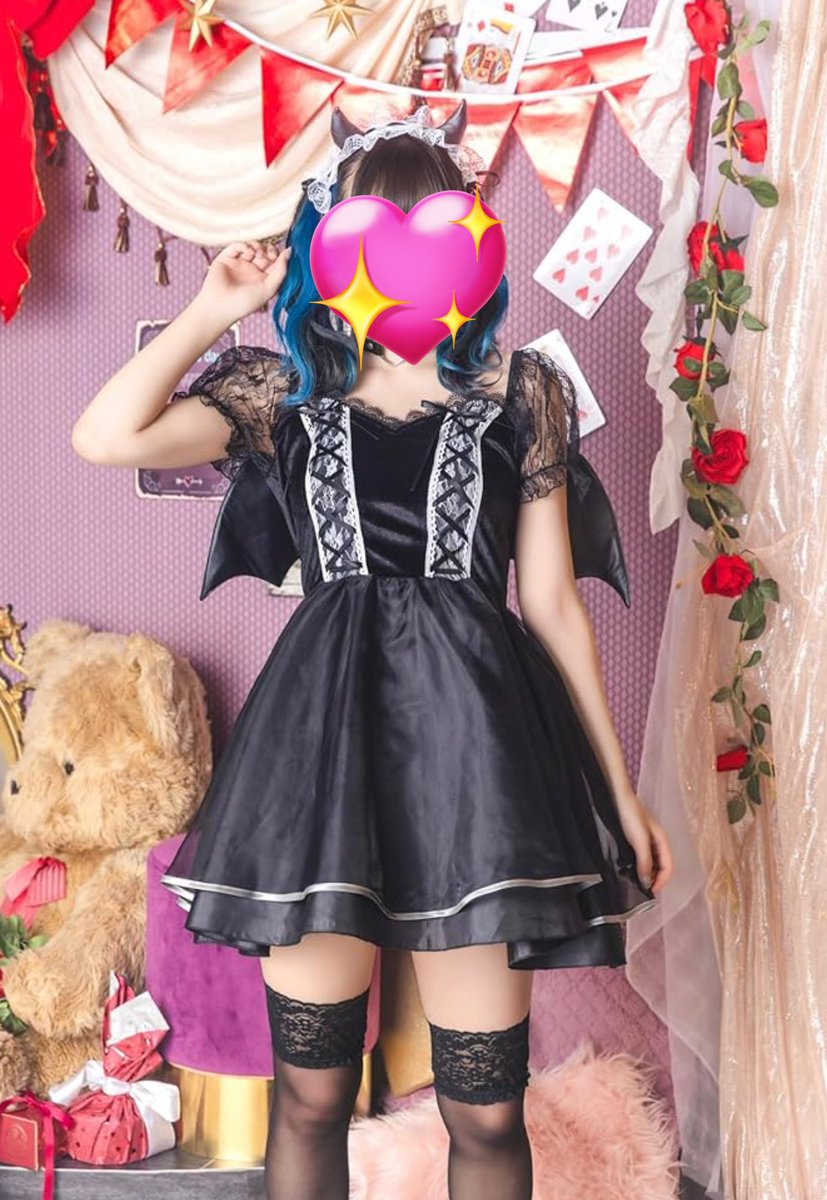 amaimai_eclipse's tweet image. 萬聖節買了兩套衣服👼🏻😈

有點猶豫要穿哪一套🥵！！！
貫徹小惡魔的話要穿惡魔
但又覺得天使的很可愛🥺

會來的大家覺得呢👉🏻👈🏻