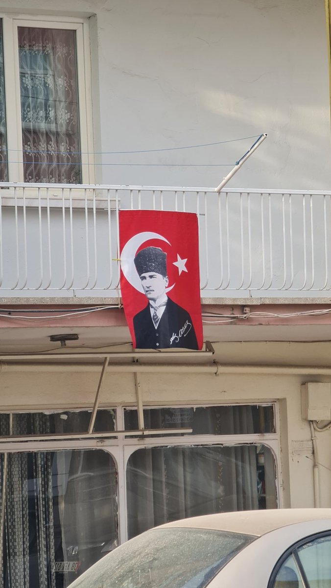 **

Bizim mahalleden.

**

#cumhuriyet