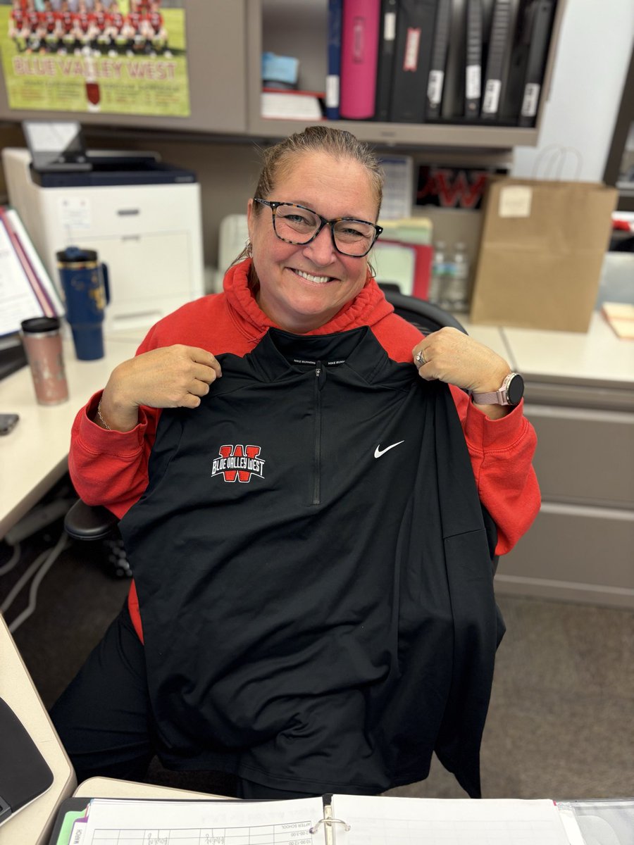 The BVW golf team wanted to thank these two amazing human beings for all the hard work that they put in to make the season successful! We appreciate you! #bvwfamily
⛳️ Christy Bandy - Admin. assistant 
⛳️ Jennifer Brown - AD assistant