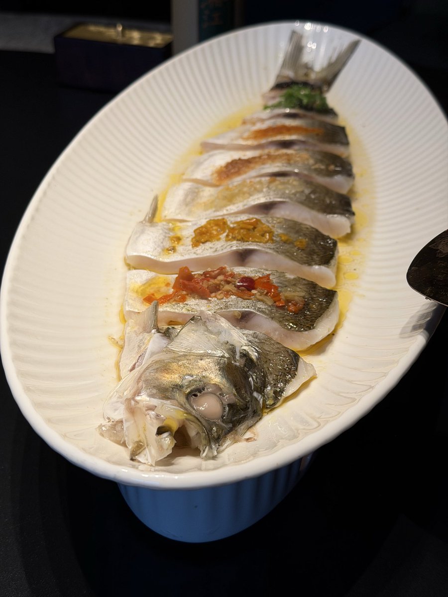 ワイタト tweet media