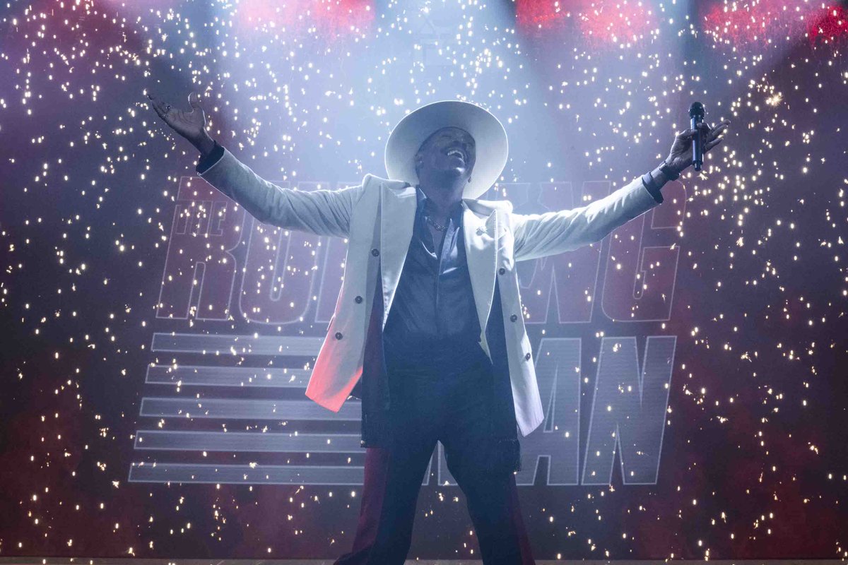 ParamountQuebec's tweet image. La téléréalité devient réalité. À vos billets maintenant pour  #RunningManMovie uniquement au cinéma le 14 novembre runningmanmovie.com/tickets