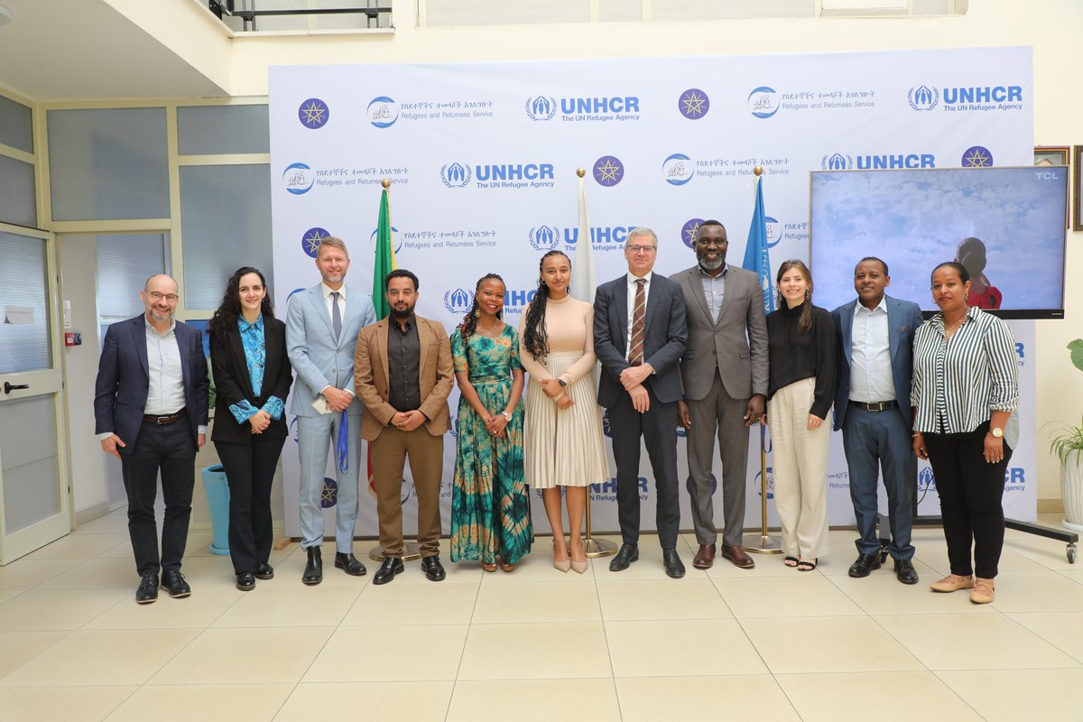 Honored to welcome Mr Peter Schuurman, Netherlands' Special Envoy for Migration, to our office. 

He met with the PROSPECTS Country Team for an overview of our work supporting refugees &amp; host communities in Ethiopia.

<a href="/UNHCREthiopia/">UNHCR Ethiopia</a> <a href="/IFC_org/">IFC</a> <a href="/WorldBank/">World Bank</a> @UNICEF_Ethiopia @ILO