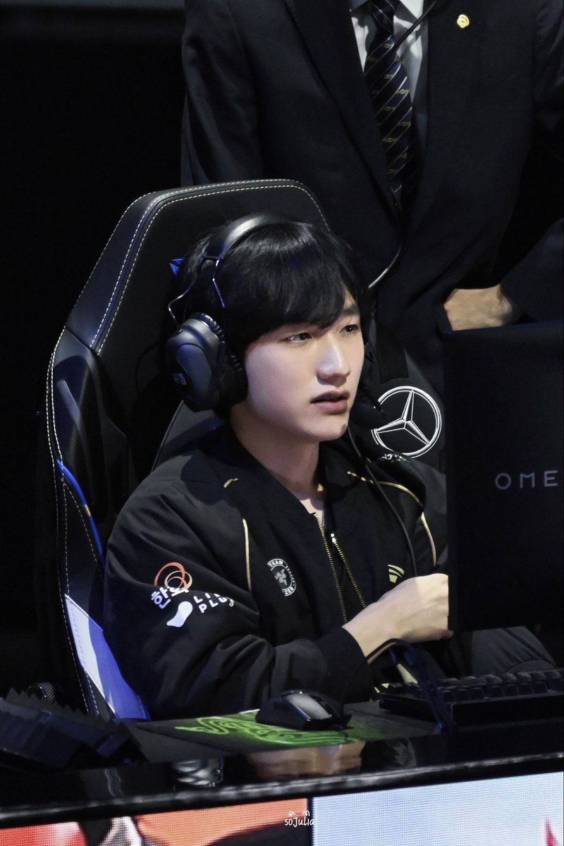 SoJulia14's tweet photo. 251028 Worlds Quarterfinals

。

#Peanut #피넛 #한왕호 https://t.co/DXbcn9j3Cb