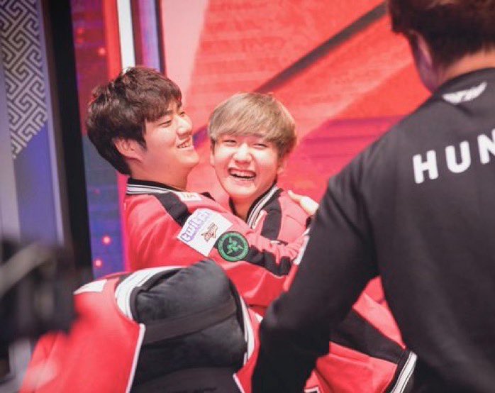 dotoli_news's tweet photo. 내 첫인상은 skt의 막내였는데 https://t.co/WIH6tbYLwW