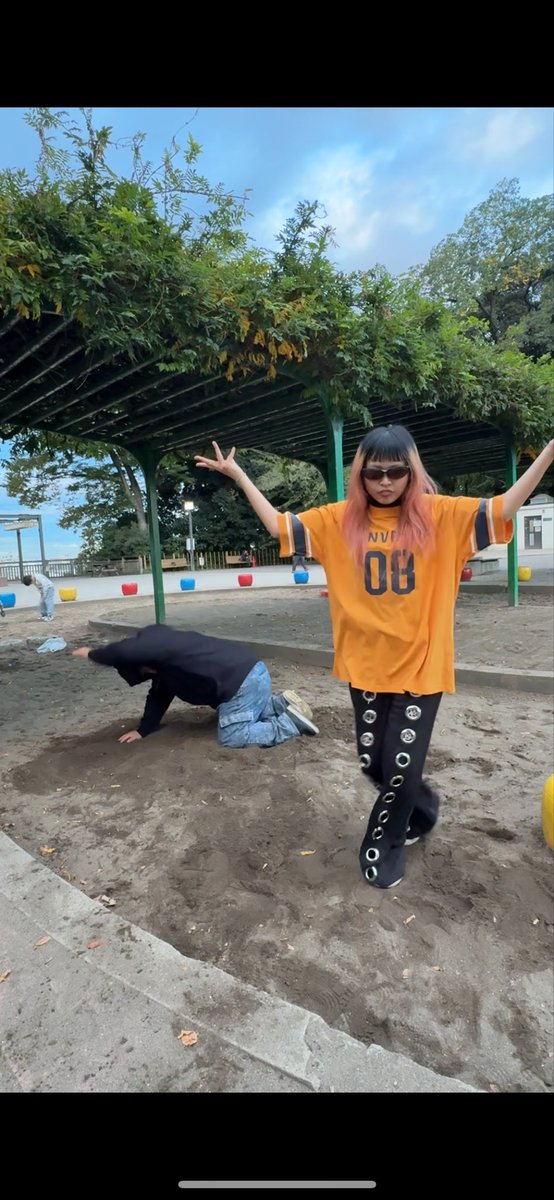 けんご tweet media