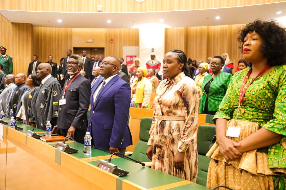 zanupf_patriots's tweet image. _"The tight monetary and fiscal environment have remained favourable." We are diligently implementing policies to maintain the stability of the ZiG and inflation. Macro-economic stability is becoming the status quo."_

 - President Dr ED Mnangagwa

 #SONA2025 #Vision2030
#ZiG 

&amp;gt;