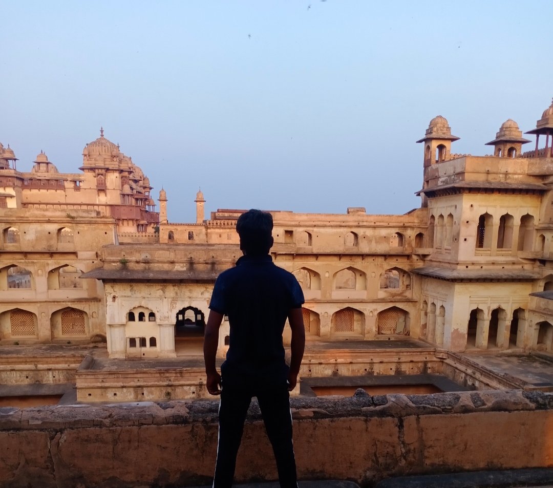 Beauty of Orchha fort 👌