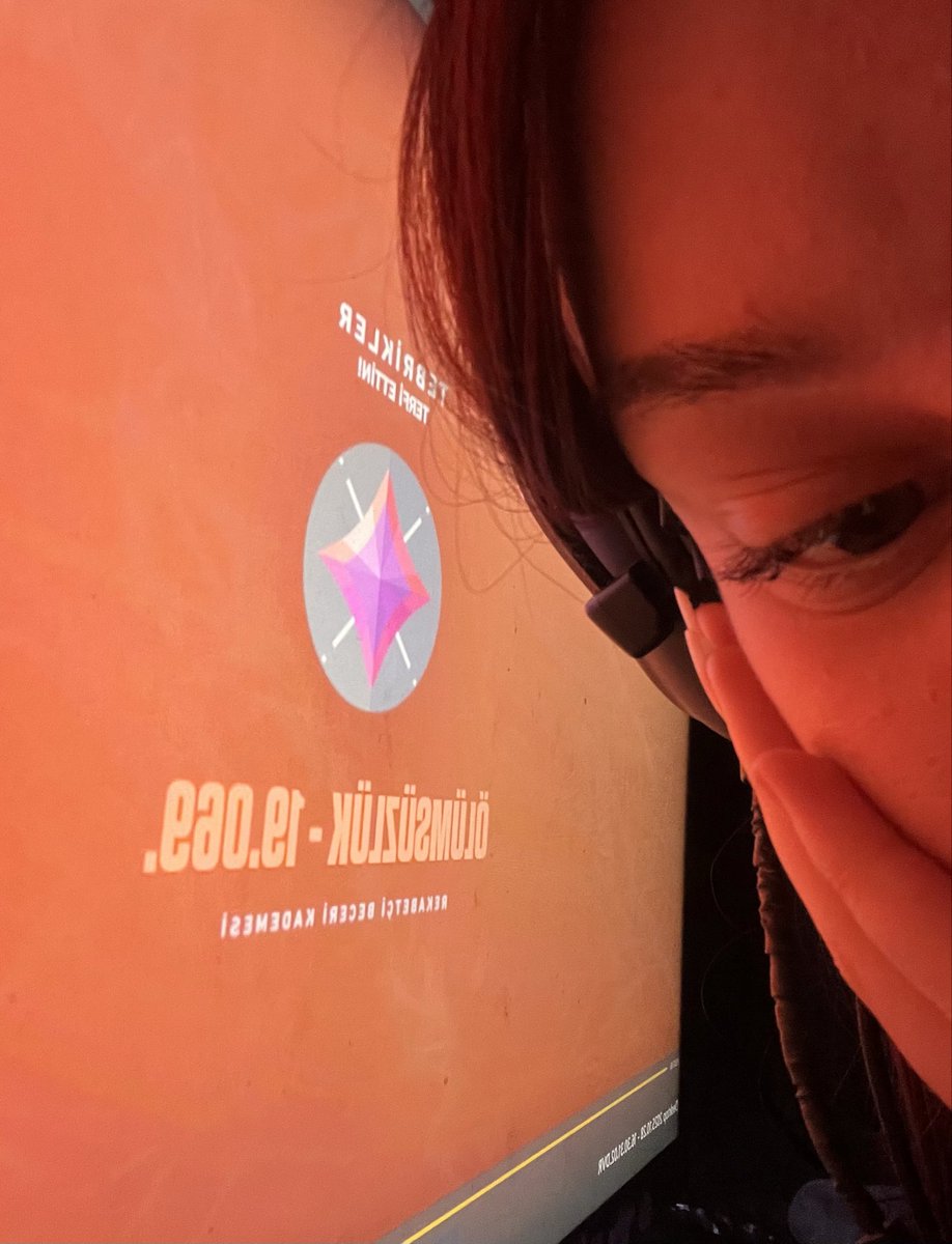 sonunda bu ekrani gordugumu bildirmek isterim.