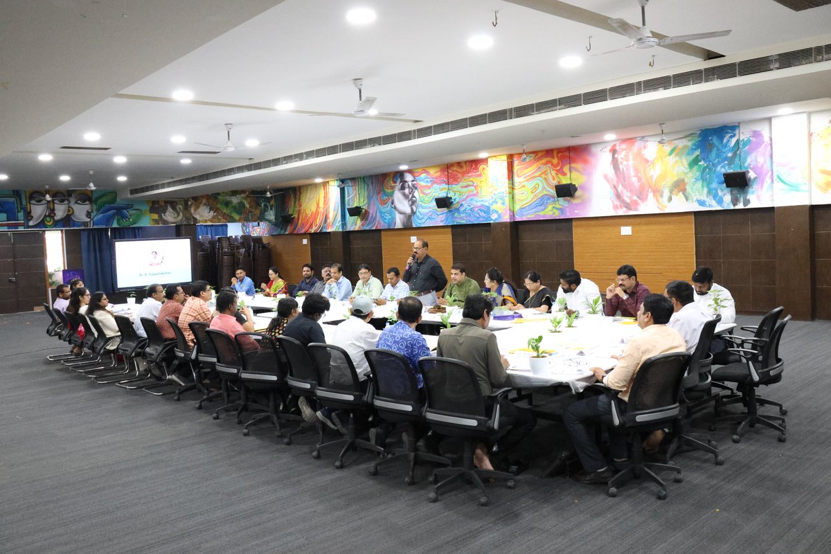 iamdmkrishna's tweet image. Had a wonderful time catching up with everyone today. It’s these little breaks that keep us going with new energy.

#krishnavikash #kvgi #krishnavikashbargarh