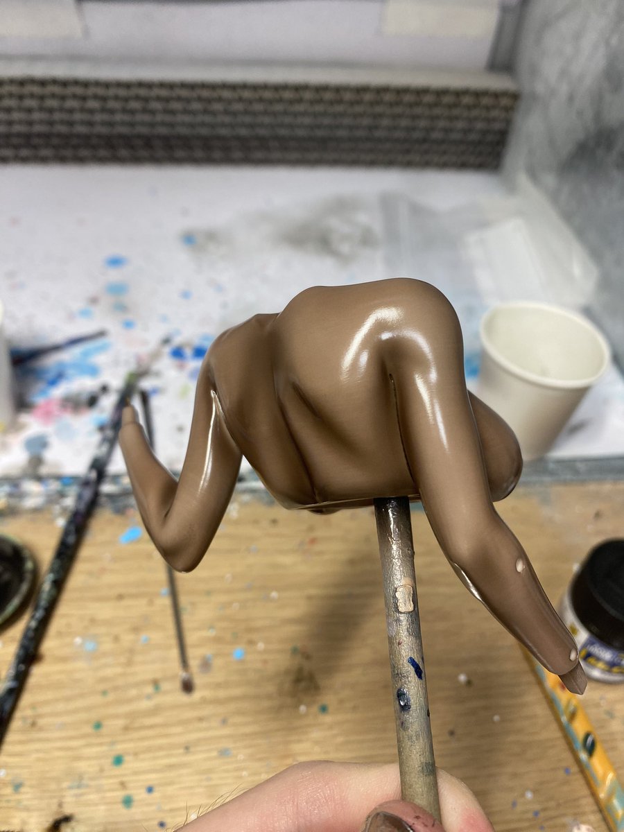 部分的にですか色を塗り始めました
もう少し色味の調整をしてきます