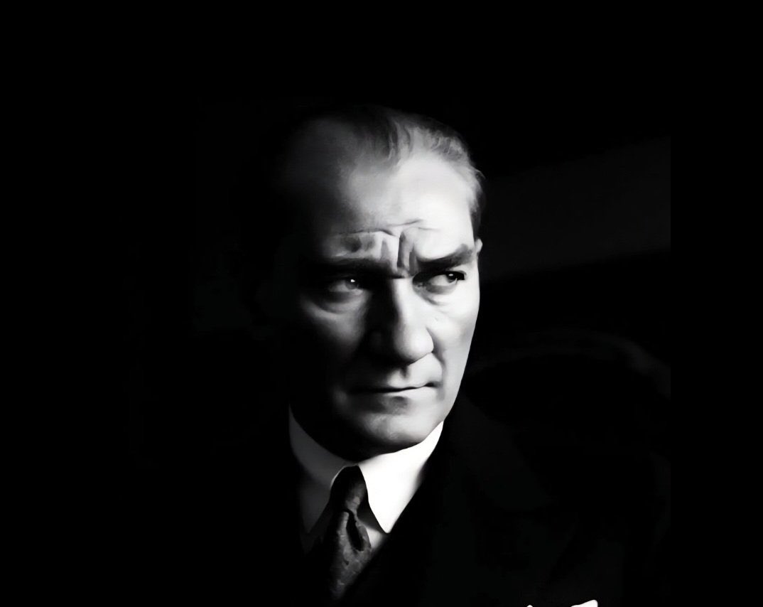 Efendiler, yarın İngiliz’in yobaz sürüsünün hayallerini suya düşüreceğim. 🇹🇷