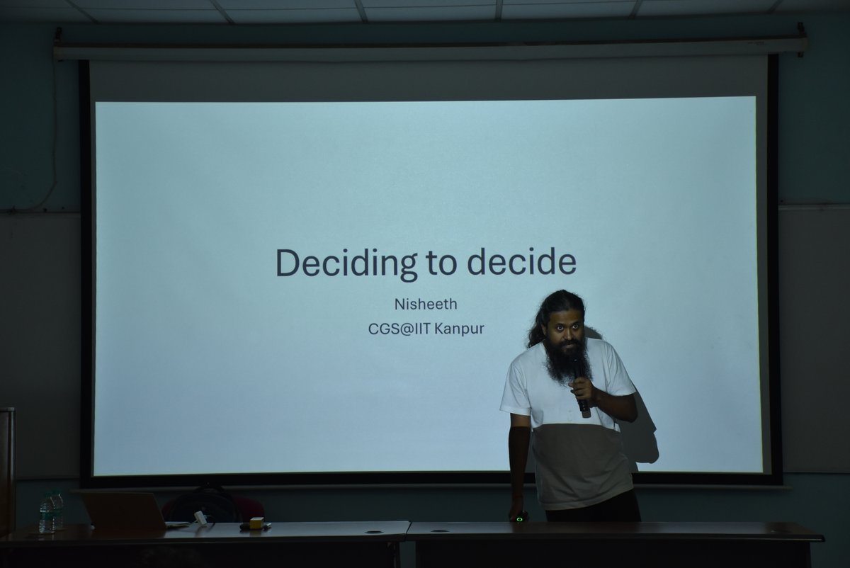 cogscicbcs's tweet image. CBCS, celebrated its 23rd Foundation Day on Oct 28 with a talk by Dr. Nisheeth Srivastava (@IITKanpur ) on “Modeling Decision Failures.”

He discussed computational models of decision-making, from procrastination to quitting.

#CBCS #CognitiveScience #IITKanpur
