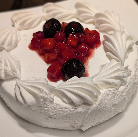 witchhatter's tweet photo. 本日は誕生日でした。お祝いしてくれたぴゅこると皆さんありがとう！
諸事情により次のぴゅこるの定期配信まで私の中で今日は続くんじゃよ（来年の10/28も水曜日なのでババババしてもらえない）
ま、まだ若いから今日は筋肉痛も収まって元気だったよ？

#ぴゅ国王への愛言葉 https://t.co/uj4REn7b4J