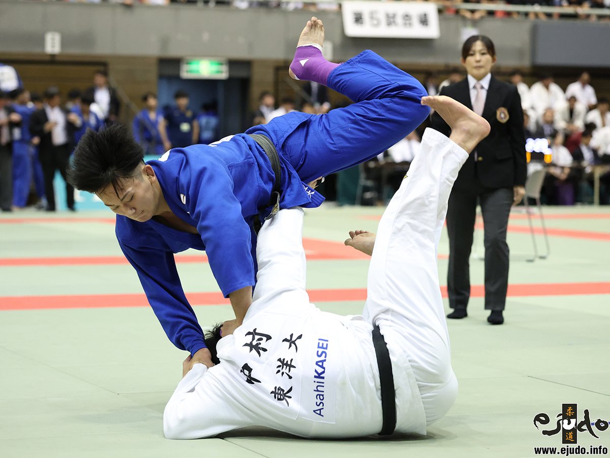 【レポート】東海大危なげなし、天理大は筑波大との熱戦制してベスト4へ／2025年度全日本学生柔道体重別団体優勝大会(男子27回) ①１回戦～準々決勝
ejudo.info/articles/25433
#柔道 #judo