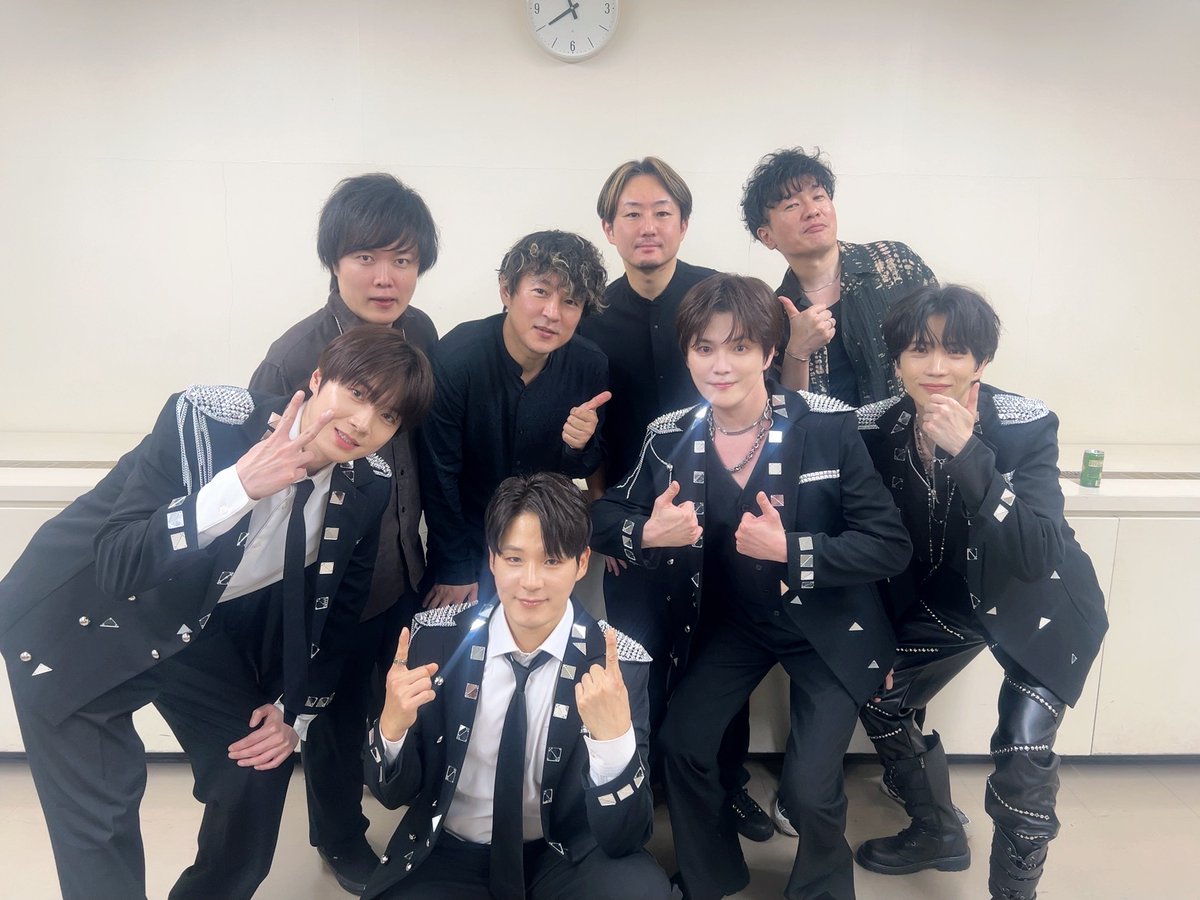 日本デビュー１１周年ありがとうございます！みんなでえんそうした
おもいでになるらいぶでした！！
みなさま！ぼくたちをずっとみまもってくださってありがとうございます　
　これからもがんばりますので
よろしくおねがいします！