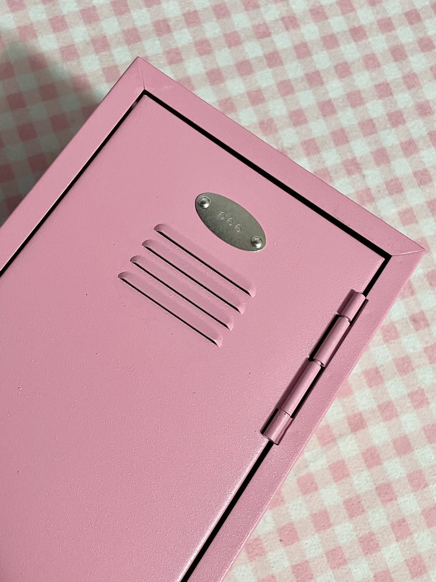 rm_hoon's tweet image. 💌 : happy mail
𓂋 pinterest pink mini locker 

Thank you so much @redstring__89 for the ph go for this cute locker and for the constant updates these past two months! It arrived safely today andd it looks rlly pretty on my desk setup!! 🫶🏼

✧ #tyredstring89