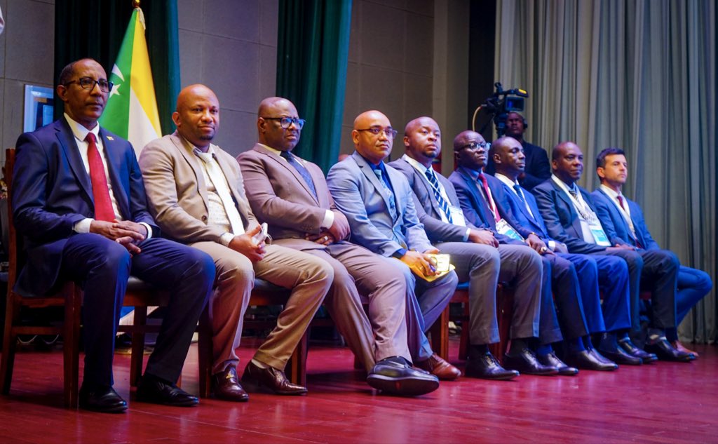 Le Lancement officiel du projet « Corridor maritime de l’Union des Comores », marque une étape importante du secteur maritime. 
Ce projet constitue un levier stratégique de développement économique et d’intégration régionale. 
Avec la création d’une Zone franche, ce projet avec