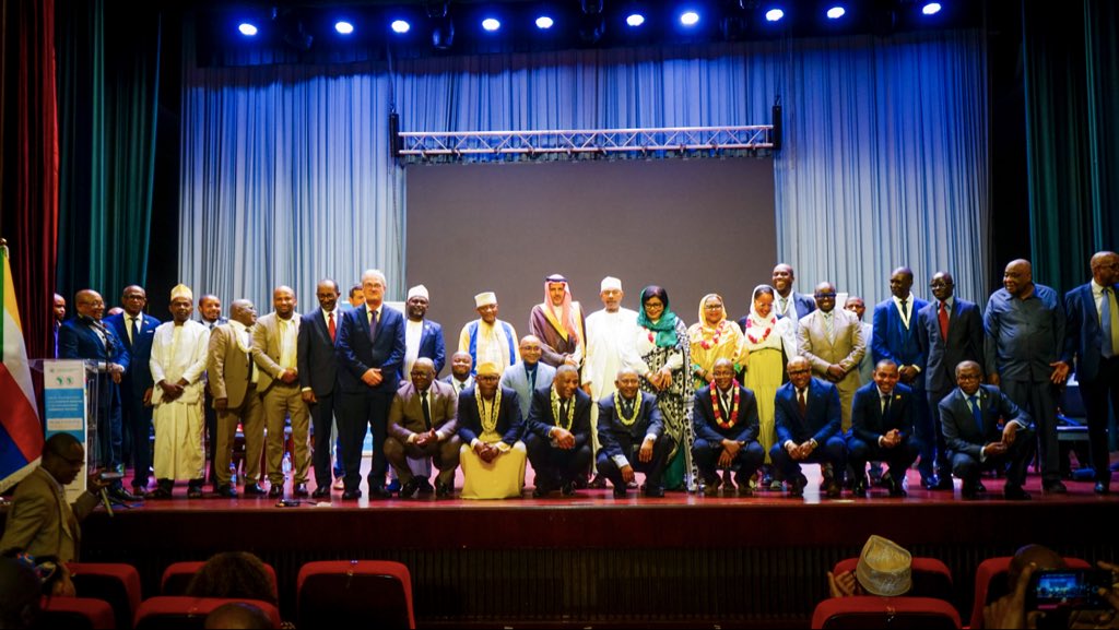 NOUR EL FATH AZALI tweet media