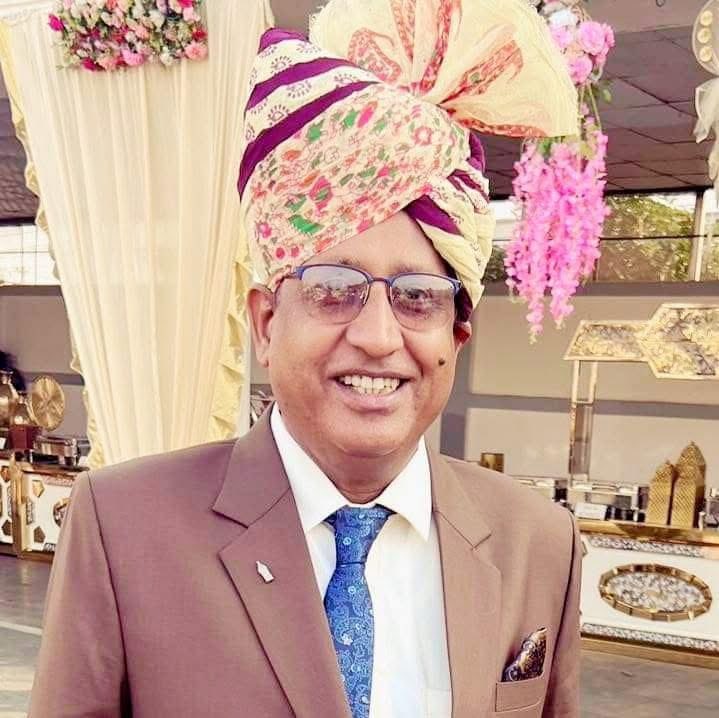 ईमानदारी की मिशाल पूर्व RAS श्री प्रभातीलाल जी जाट कल रालोपा पार्टी के 7 वें स्थापना दिवस पर राष्ट्रीय लोकतांत्रिक पार्टी में शामिल होंगे ।
#RLP_foundation_day