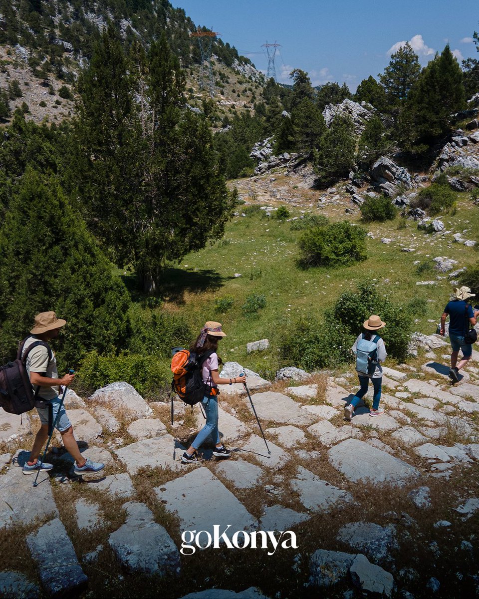 Antik çağların izinde, tarihle doğanın buluştuğu yer: Derebucak Kral Yolu. 🏛️🌿 #GoKonya