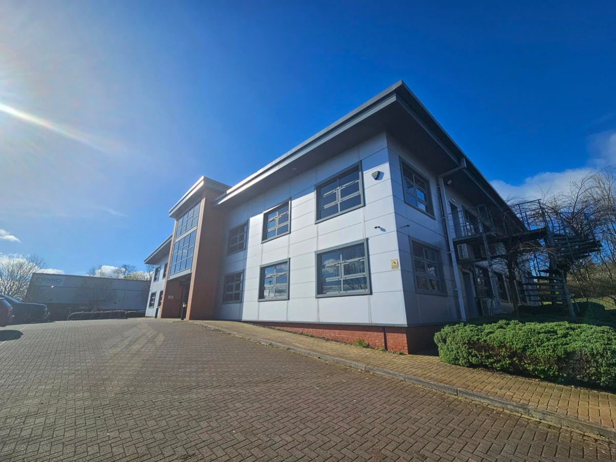 Now Available: Investment Premises For Sale in Team Valley. Up to 15,617 sq ft. #Gateshead #ForSale #Investment #SandersonWeatherall m.search-prop.com/investment-pre…