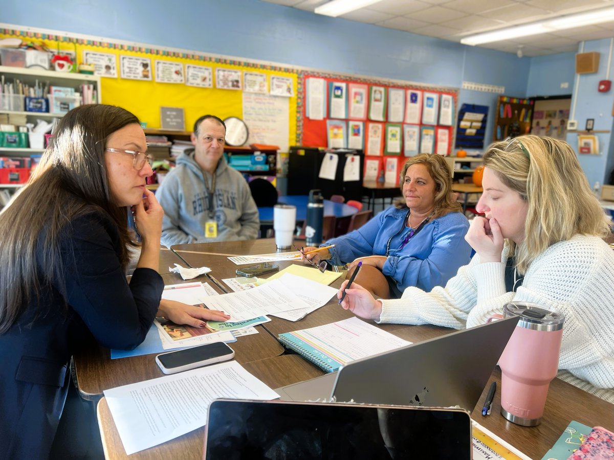 FpcaWest's tweet photo. Teachers kicked off our pilot project, LITA—Learning In and Through the Arts, in partnership with East Meadow School District! We’re excited to merge creative, interdisciplinary, and academic learning. Coordinated by Kelly Nixon, Dir. of Fine and Performing Arts at East Meadow. https://t.co/xqoujHP7D6
