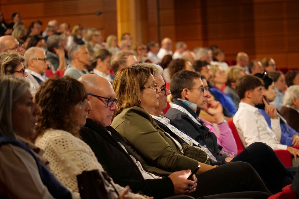 CNDPharmaciens's tweet image. CNDP 2025 ✨
Un grand merci à tous pour cette belle édition à Lyon !
Cap sur Nantes 2026 ! 🚀

@CNDPharmaciens #CNDP #fspf #CNDP2025 #pharmacie #nantes #pharmaciens #pharmaciecongrès #qualité #professionnel #échanges #CNPpharmaciens