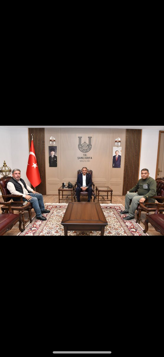 Sayın Valimiz Hasan Şıldak’a nazik kabulleri ve taksici esnafımıza olan duyarlılığı için teşekkür ediyorum. Şehrimiz ve emektar şoförlerimiz için birlikte çalışmaya devam edeceğiz. 🌿🚕
#Şanlıurfa #TaksiciEsnafı #BirlikteGüçlüyüz
<a href="/hasansildak/">Hasan ŞILDAK</a> <a href="/BlentKabak4/">Bülent  Kabak</a>