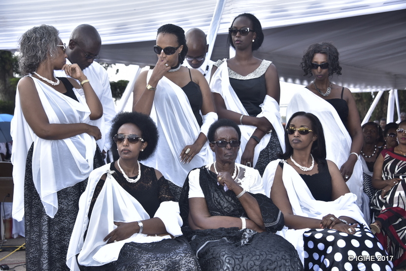 ISIYOSETV's tweet image. Umukobwa wa nyuma w’Umwami Yuhi Musinga, Speciose Mukabayojo, yitabye Imana i Nairobi afite imyaka 93. Soma inkuru yose hano 👉   isiyosetv.com/2025/10/umukob…
#Rwanda #History #IsiYoseTV