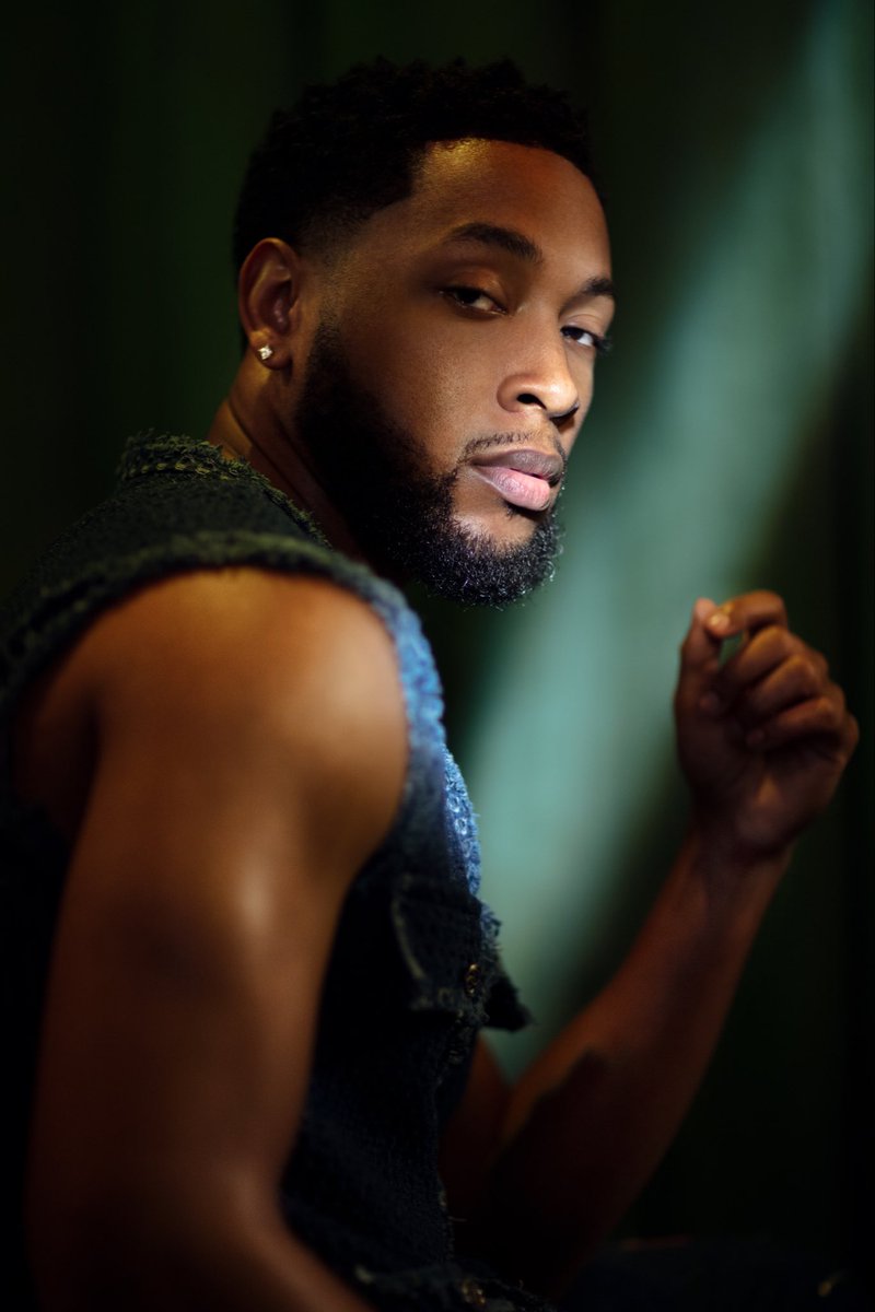 MAYA TABLE tweet media