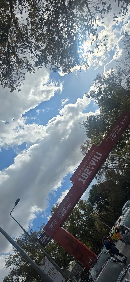 Daima seninle
Daima izinde
Hep eserinle..
#Cumhuriyet102Yaşında 
#MustafaKemalAtatürk