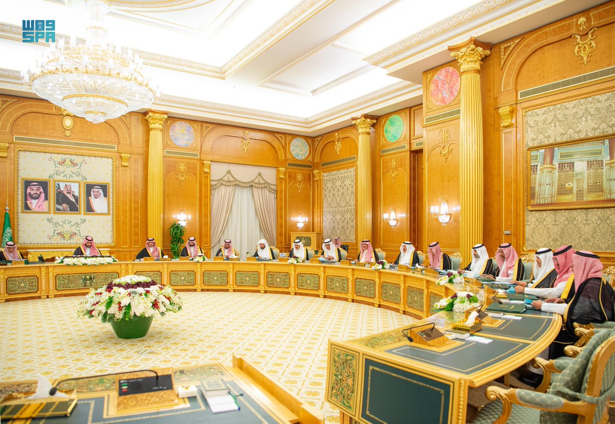 #مجلس_الوزراء يطّلع على مضامين المحادثات التي جرت بين المملكة العربية السعودية وعددٍ من دول العالم؛ لتوسيع أطر التعاون الثنائي المتبادل في مختلف المجالات بما يحقق المصالح المشتركة ويعزز التنسيق تجاه القضايا والتحديات العالمية.
#واس