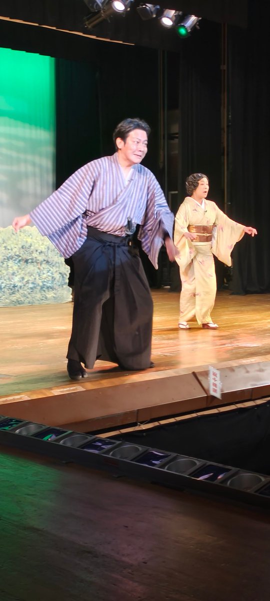 liGLuXzoAdKX9qJ's tweet image. 康楽館2025常打芝居大千穐楽おめでとうございます✨
前代未聞のハプニングで2時間遅れの開演、劇団ゆめいろの演者さんも動じる事なく進めましたが、最後の挨拶ではカミカミのハプニング笑
たくさん愉しませて頂きました！
ありがとうございます✨
#康楽館 #劇団ゆめいろ