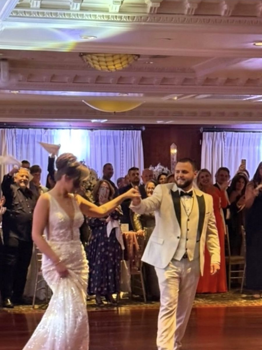 LFOUNDOS's tweet image. Still smiling from celebrating the beautiful wedding of my little cousin Georgios and his amazing new wife Irena. The night was pure magic — lots of love, dancing, and so much joy. 🥂✨

❤️💍 Love you guys! 🎉 Gëzuar! U trashëgofshi!