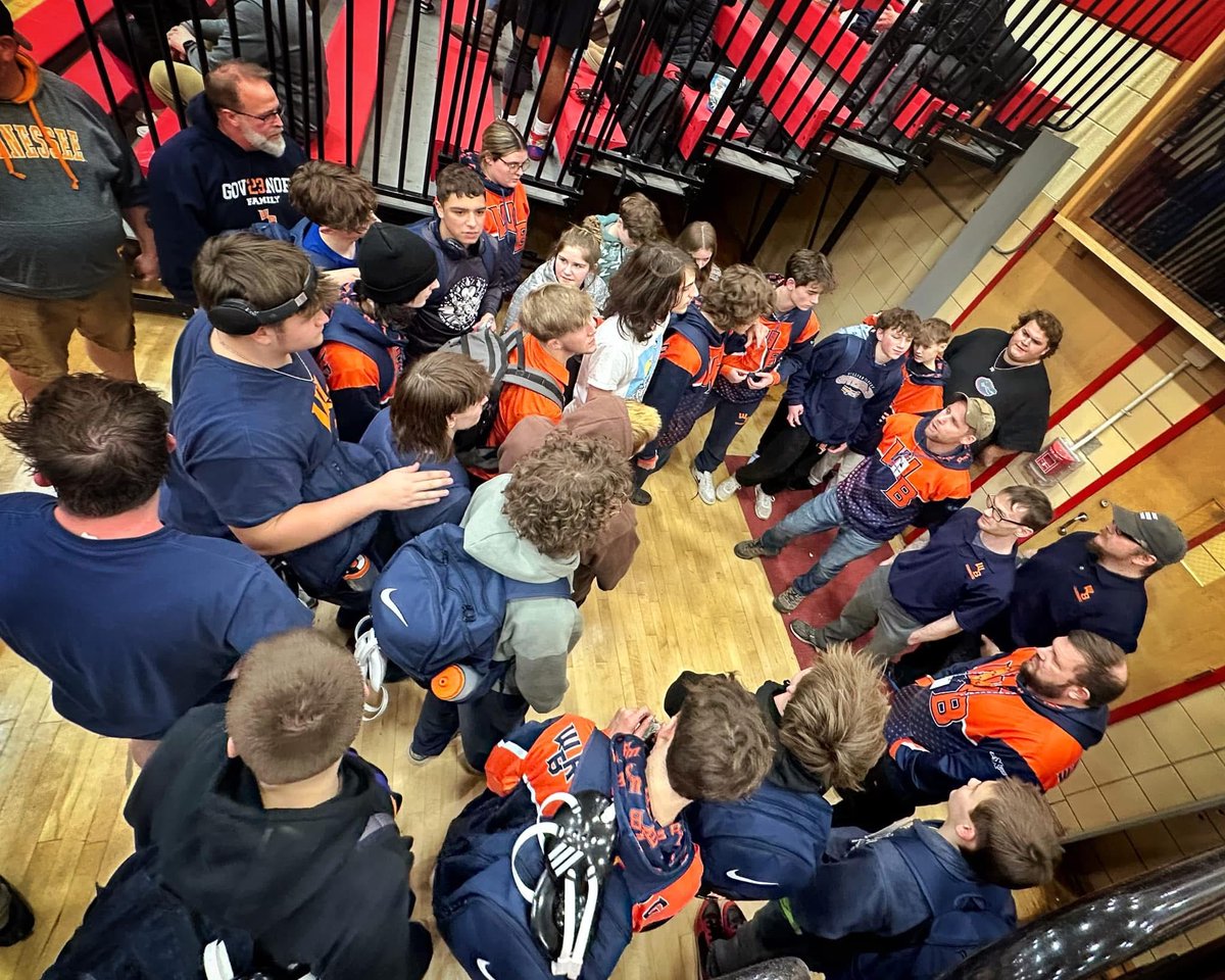 GovsEliteAAU's tweet photo. Calling all our supporters. We are trying to fundraise for team gear, new equipment, tournament fees, and one day our own wrestling building. You can share this link by text, email, any social media. Let’s get this program at WB where it needs to be. #Wrestling #WilliamBlount https://t.co/DOgklZ3aiP